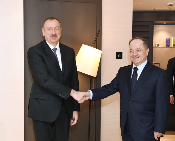 Ilham Aliyev trifft sich in Davos mit Chef der Regionalregierung von Irakisch-Kurdistan